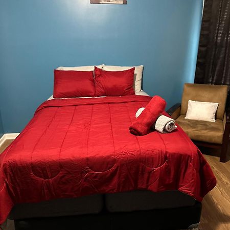 Fidelia Garnet Room, Queen Bed Minutes From Newark Liberty International Airport And Newark Penn Station Esterno foto